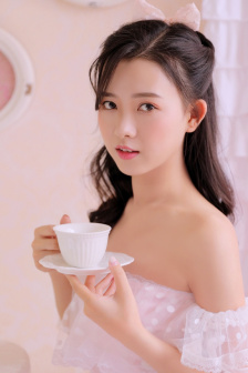 杨偌梅